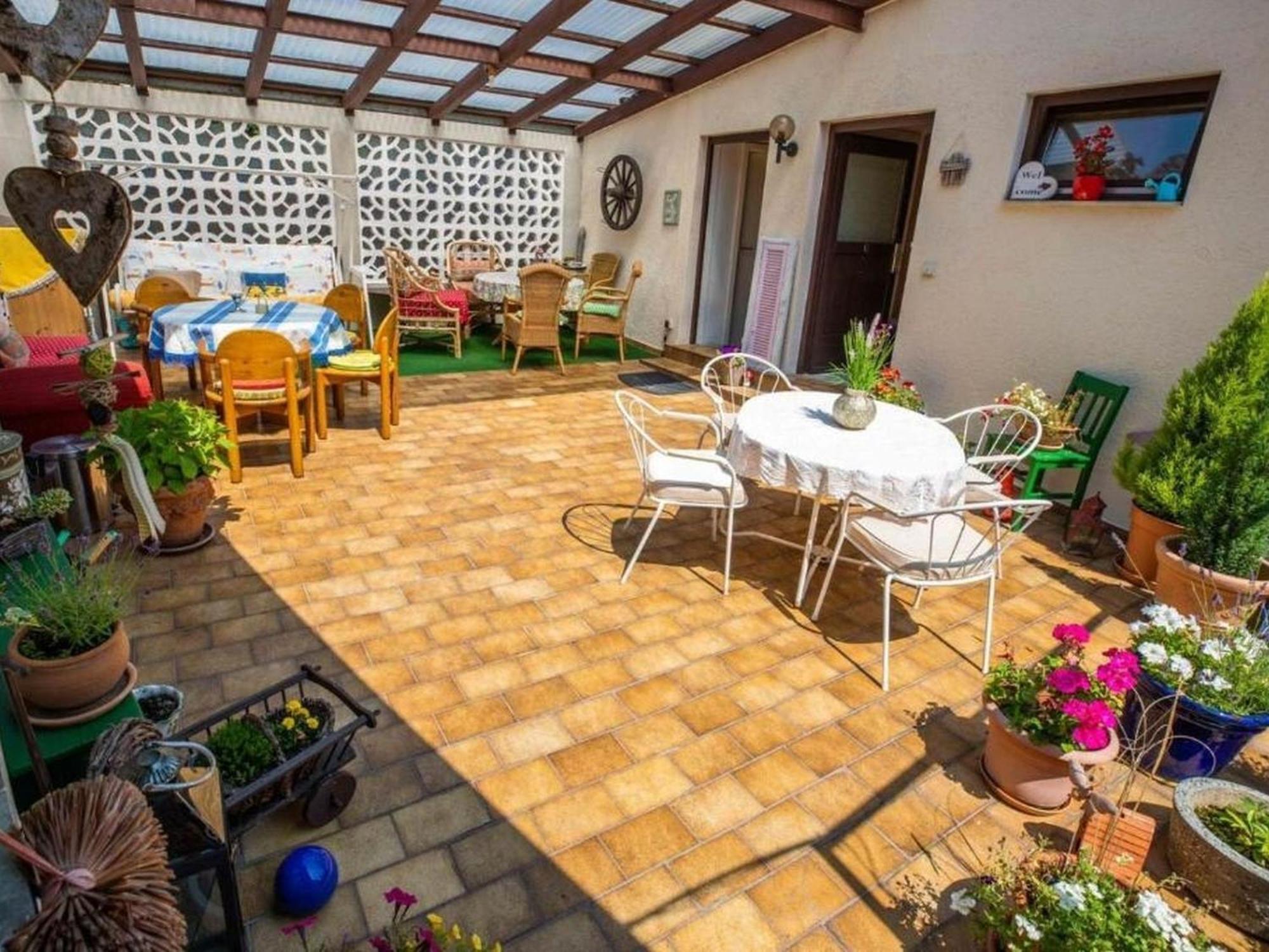 Apartmenthaus Ferienwohnungen Sila Weinstadt Exterior photo